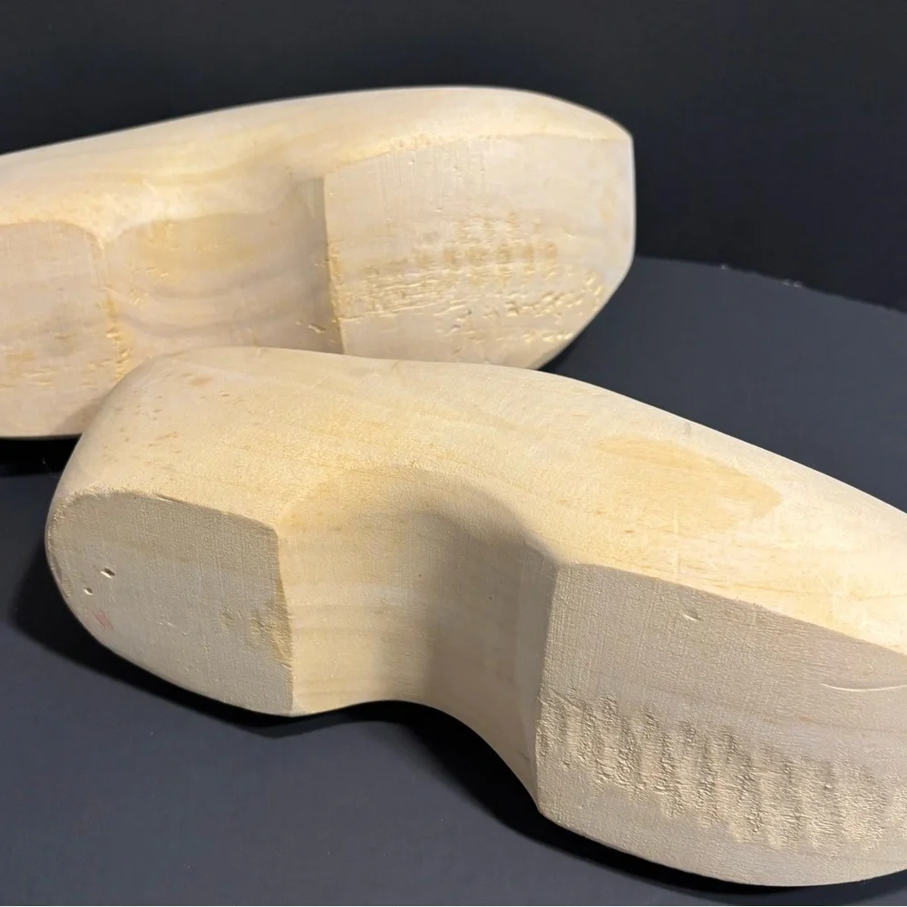 Women’s Natural Wooden Clogs from Holland Handmade Unique Collectable Crafting - Picture 6 of 10